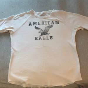 Men’s medium American Eagle shirt
